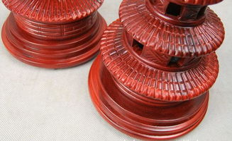 越南传统木雕艺术品鉴 红木、楠木与花梨木的完美融合，探索红宝塔香炉的独特魅力与投资价值